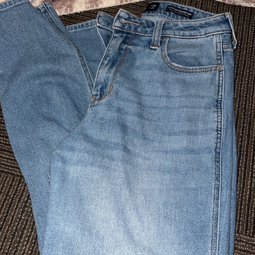 Hollister Mom Jeans
